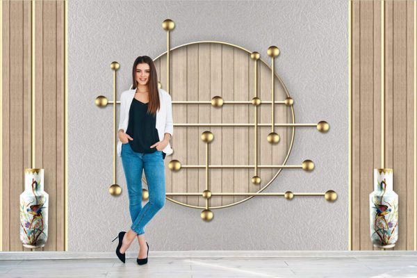 Modern Fashion Golden Geometric Pattern Vase Wood Grain Background Wall